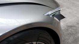 Peugeot HX1 Concept - prawe przednie nadkole