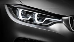 BMW serii 4 Coupe Concept - prawy przedni reflektor - włączony
