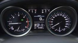 Toyota Land Cruiser V8 i Jeep Grand Cherokee 3.0 CRD - męski świat