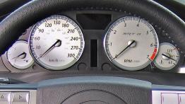 Chrysler 300C Touring SRT8 - deska rozdzielcza