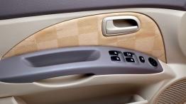 Kia Picanto - drzwi kierowcy od wewnątrz