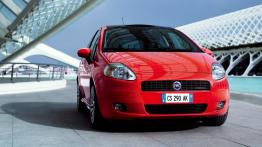 Fiat Grande Punto - widok z przodu