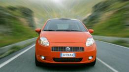 Fiat Grande Punto - widok z przodu