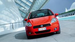 Fiat Grande Punto - widok z przodu