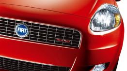 Fiat Grande Punto - lewy przedni reflektor - włączony