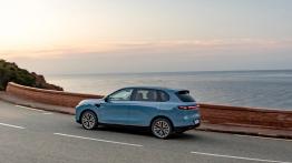 Leapmotor B10 Hybrid EV wjeżdża do Polski. 900 km zasięgu w cenie miejskiego auta