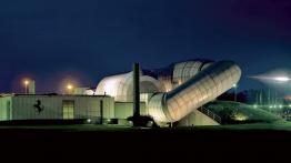 SUV i „superelektryk” od Ferrari? To musi być koniec świata!