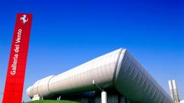 SUV i „superelektryk” od Ferrari? To musi być koniec świata!