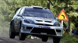 Poradziecka rakieta szalejąca na trasach Rajdowych Mistrzostw Świata