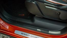 Renault Twingo GT – pomarańczowy terrorysta