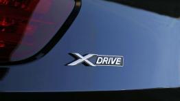 BMW Seria 6 F12-F13 Coupe 640d xDrive 313KM - emblemat