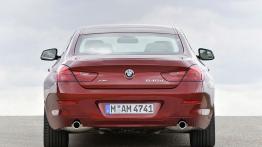 BMW Seria 6 F12-F13 Coupe 640d xDrive 313KM - tył - reflektory wyłączone