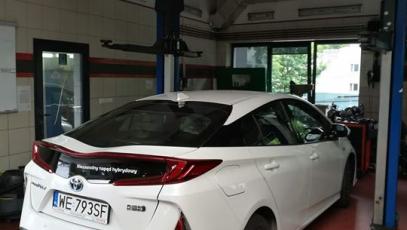 #Toyota #Prius #Plugin #długidystans