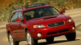 Subaru Outback - widok z przodu