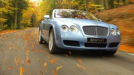 Bentley Continental GTC - widok z przodu