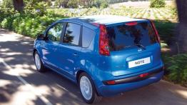 Nissan NOTE - widok z tyłu