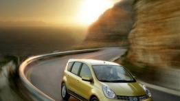 Nissan NOTE - widok z przodu