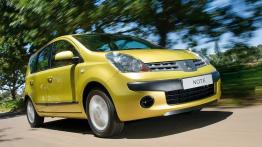 Nissan NOTE - widok z przodu