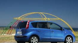 Nissan NOTE - prawy bok