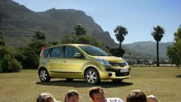Nissan NOTE - prawy bok