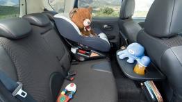 Nissan NOTE - tylna kanapa