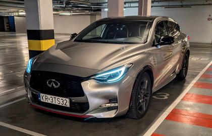 Infiniti Q30s Sport Tech