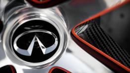 Koncepcyjny Q Inspiration przyszłością Infiniti