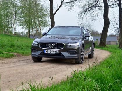 #Volvo #V60 #CrossCountry