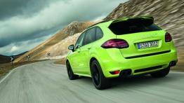Porsche Cayenne III GTS - widok z tyłu