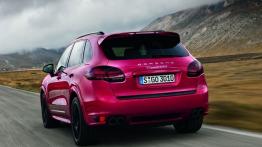 Porsche Cayenne III GTS - widok z tyłu