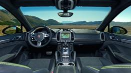 Porsche Cayenne III GTS - pełny panel przedni