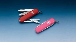 Victorinox  „Szwajcarski Nóż Oficerski” - dla caravaningowego turysty  