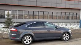 Ford Mondeo - zmieszany, nie wstrząśnięty