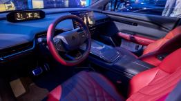 GAC oficjalnie w Polsce. Pierwszy salon już otwarty