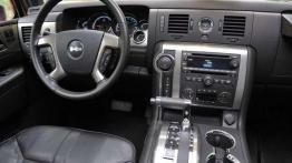 Hummer H2 - kolos dla celebryty