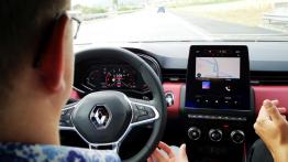 Nowe Renault Clio – kropka w kropkę? Tylko z wyglądu!