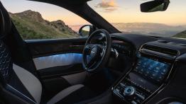 Bentley wchodzi w elektryki z hukiem. Torcal ma 888 KM i 600 km zasięgu