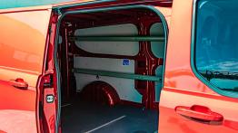 Test: Ford Transit Custom Van L1 PHEV Sport. Hybrydowy dostawczak to już nie fanaberia a wybór z rozsądku