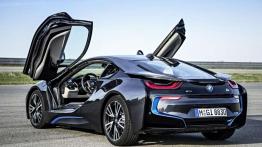 BMW i8 - klienci muszą czekać nawet półtora roku