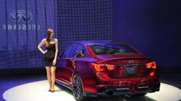 Infiniti Q50 Eau Rouge oraz nowy silnik - dwie strony medalu