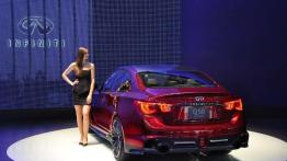 Infiniti Q50 Eau Rouge oraz nowy silnik - dwie strony medalu