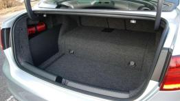 Jetta Hybrid - zmiana kursu