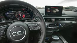 Audi S5 - w sportowych butach do garnituru 