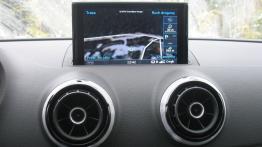 Audi A3 8V Sportback w Krynicy-Zdroju - nawigacja gps