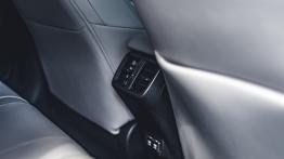 Lexus UX 250h – taki powinien być samochód miejski klasy premium!