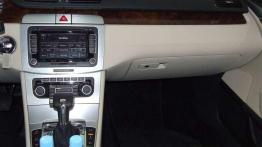 Volkswagen Passat CC 3.6 4x4 - Atak na klasę premium