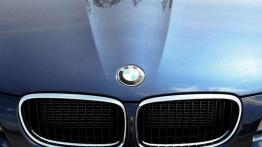 BMW 318d - wizytówka średniej Premium