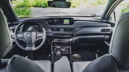 Lexus UX 250h – taki powinien być samochód miejski klasy premium!