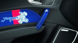 Audi A1 Samurai Blue - drzwi kierowcy od wewnątrz