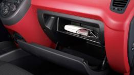 Kia Soul - schowek przedni otwarty